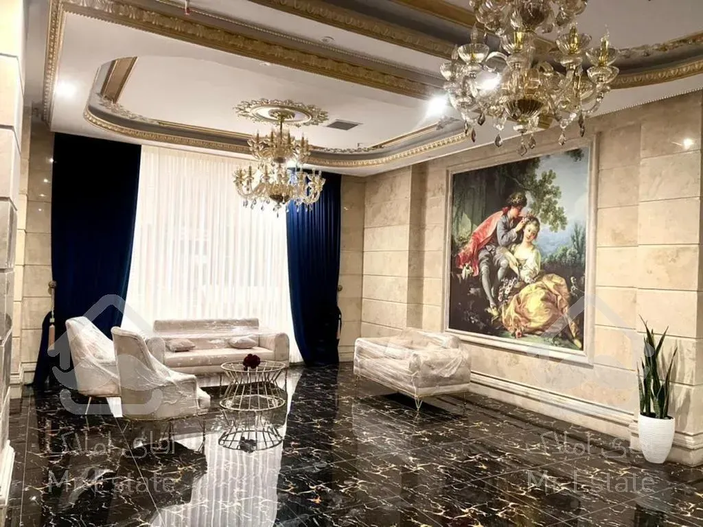 رونیکا پالاس نشاط/سالن پرده خور/طبقه آخر/سودآور