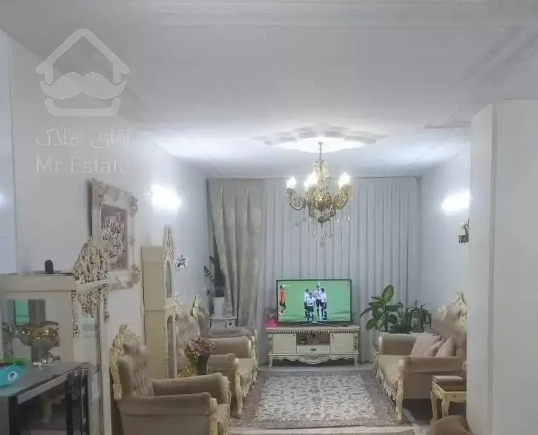 خانه کلنگی در بهترین لوکیشن بهاران وصفنارد