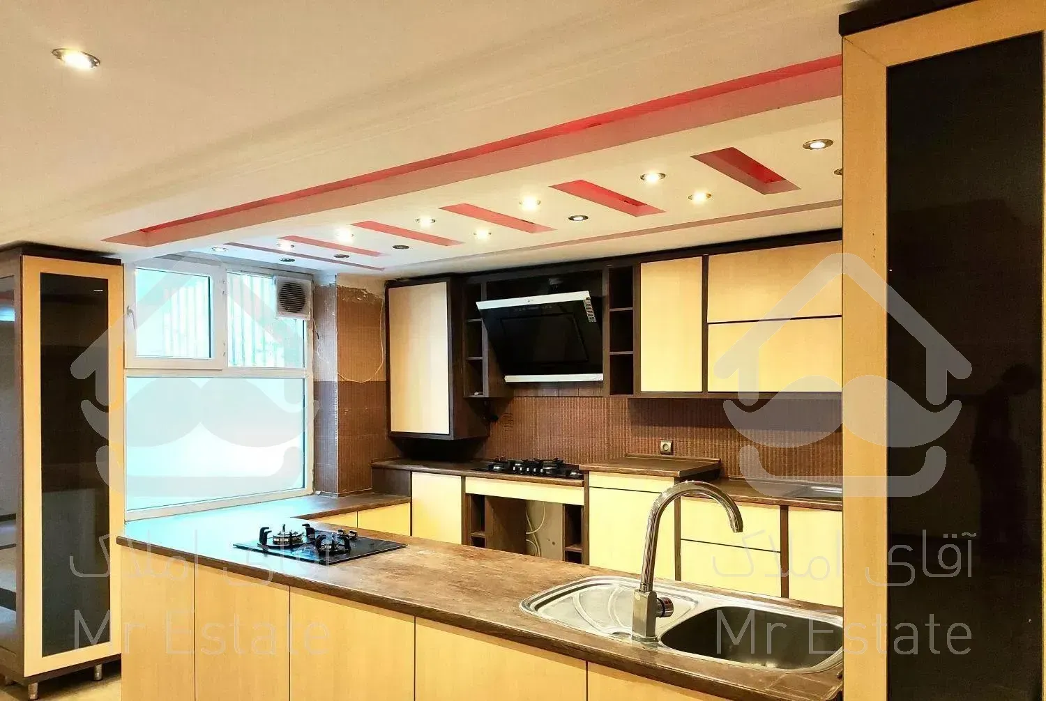 جردن/ولیعصر ۱۴۰متر ۲خواب