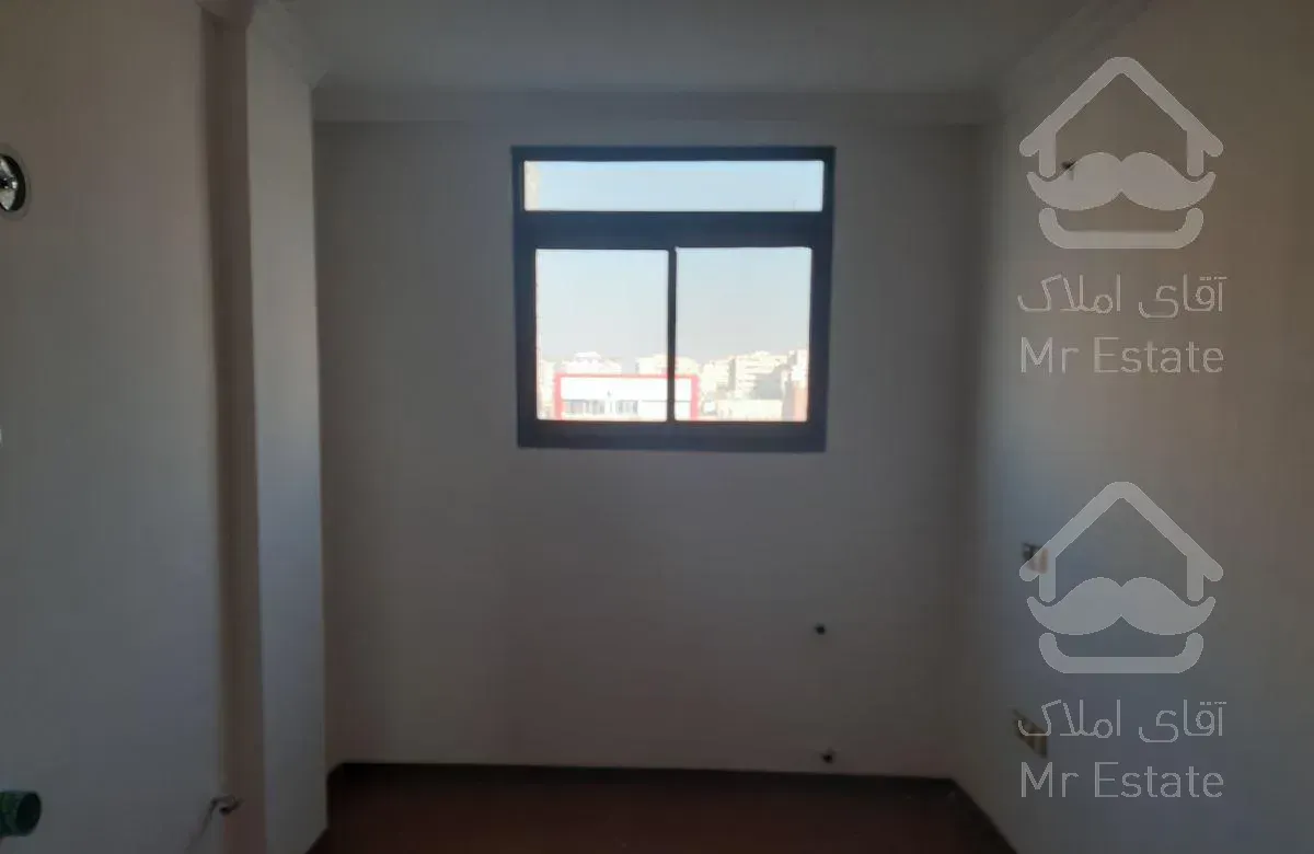 اپارتمان بین ۷۰ تا ۷۵ متر هست ۱ خواب