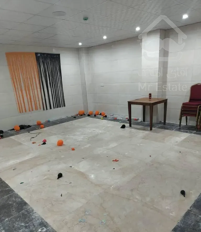 واحد سام‌وزال ۳خوابه نوساز با استخر و باشگاه و...