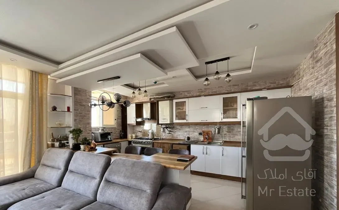 آپارتمان ۳ طرف نور ۱۰۶ متر خوش نقشه ملک‌شهر