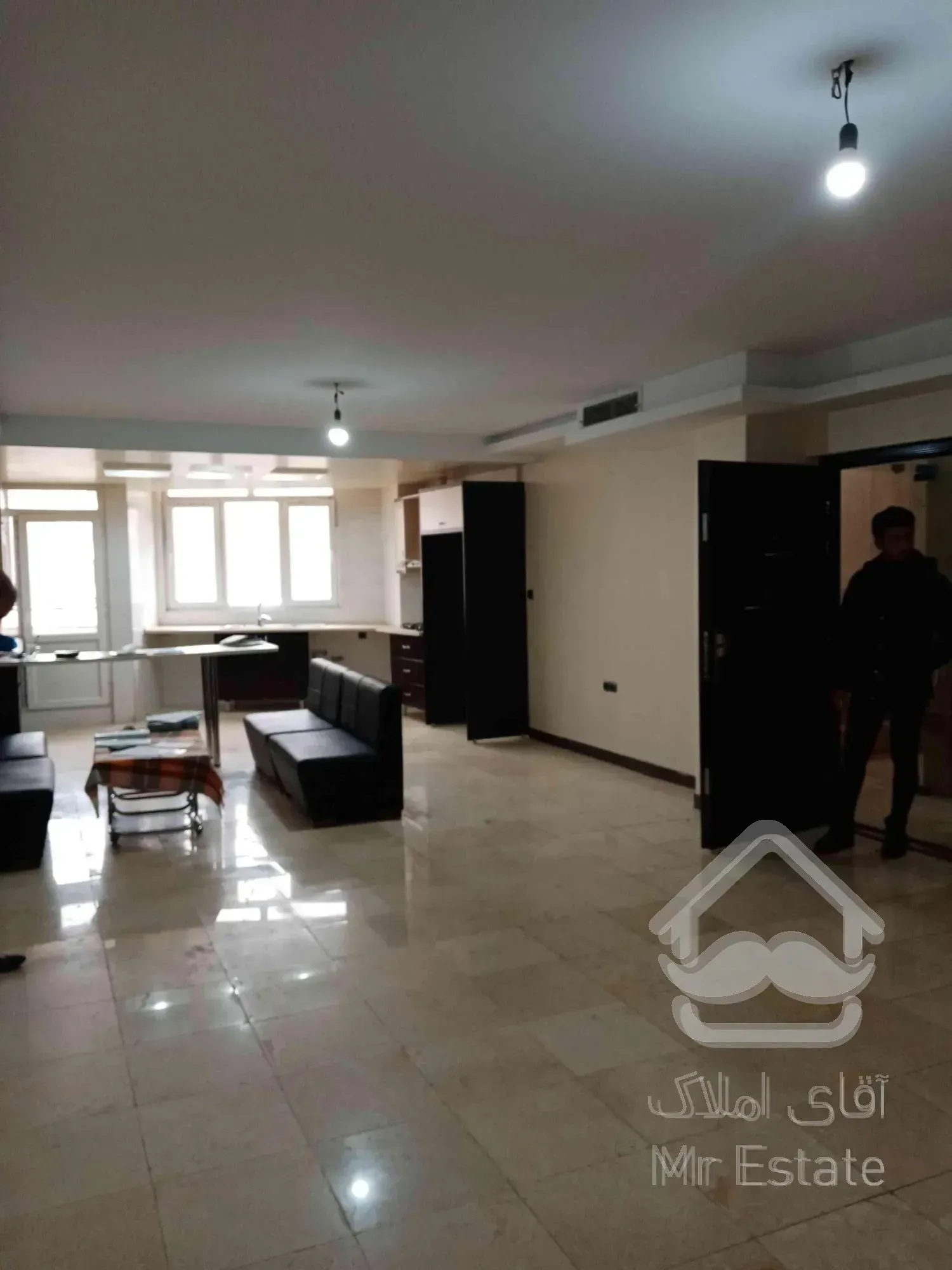 100 متر فرمانیه فول امکانات/حتی مجرد