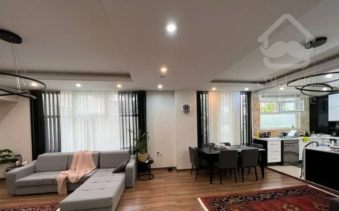 ۱۰۰ متر طبقه ۱۷ ازگل با سند تک‌برگ