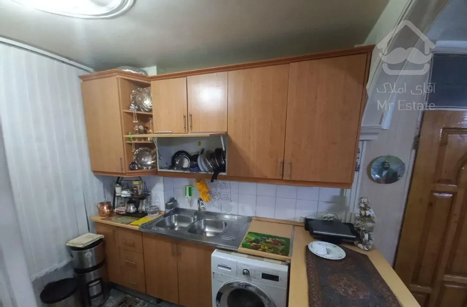 ۶۲متر ۲خواب تمیز با پارکینگ اختصاصی ،بالکن