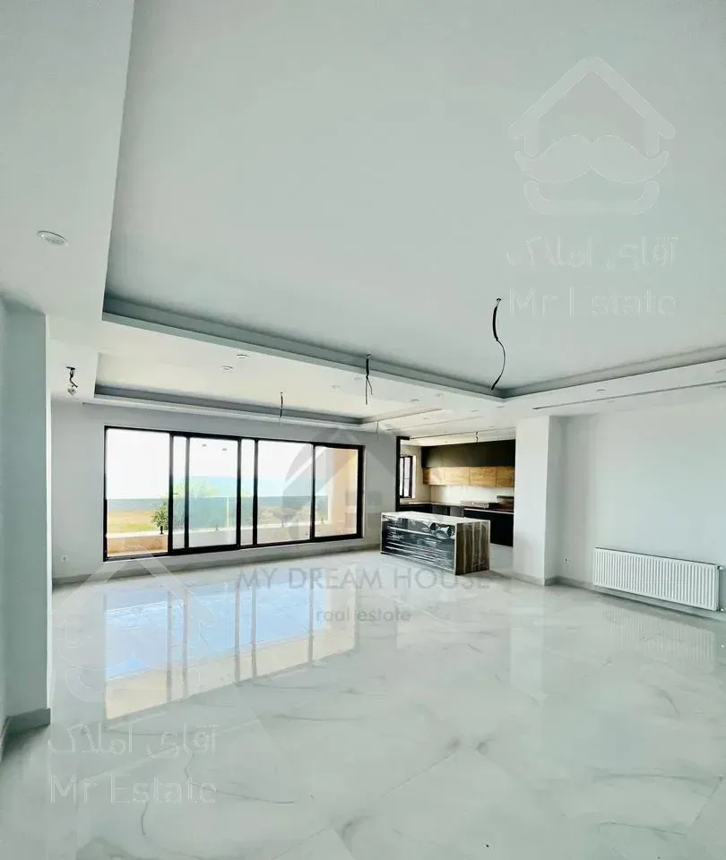 واحد ۱۵۸متری بر بلوار پاسداران با دید دریا