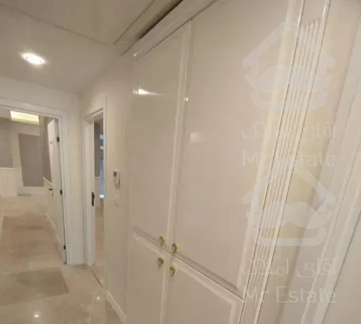 ونک۱۴۲متر/۲پارکینگ/متریال اروپایی/۲بالکن کاربردی