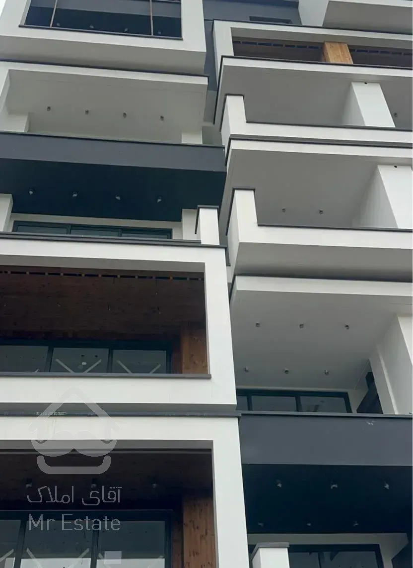 تک واحدب مدرن ۱۷۵ متر سه خواب کیلید نخورده