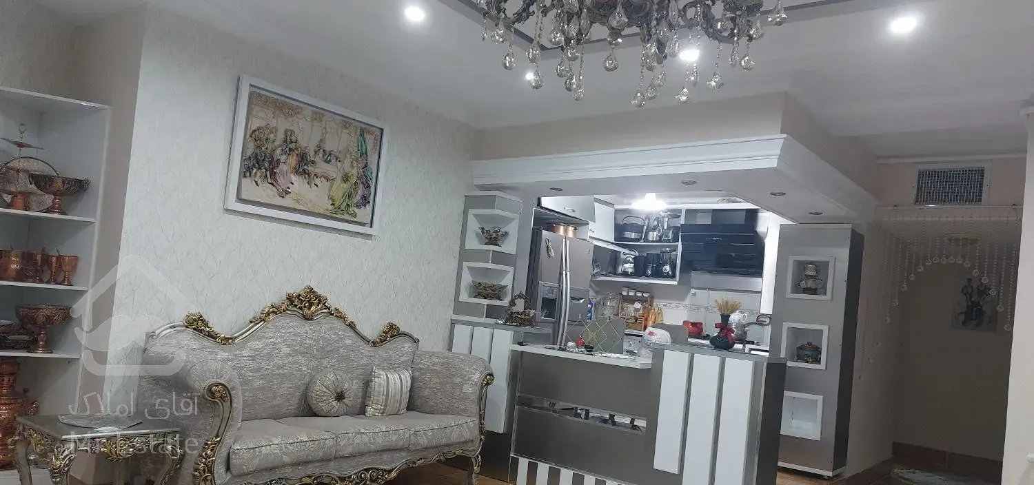 آپارتمان ** متری ****** خرداد ***********