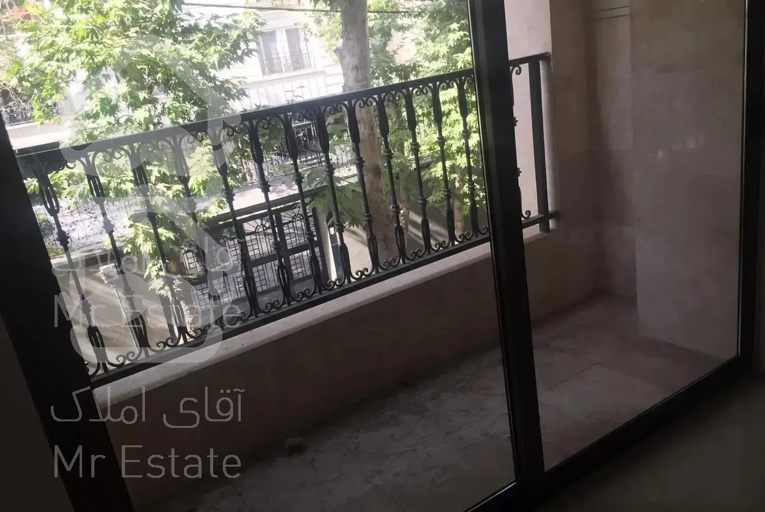 ١٠٠متر/دو خواب/دو پارکینگ/نفت شمالی