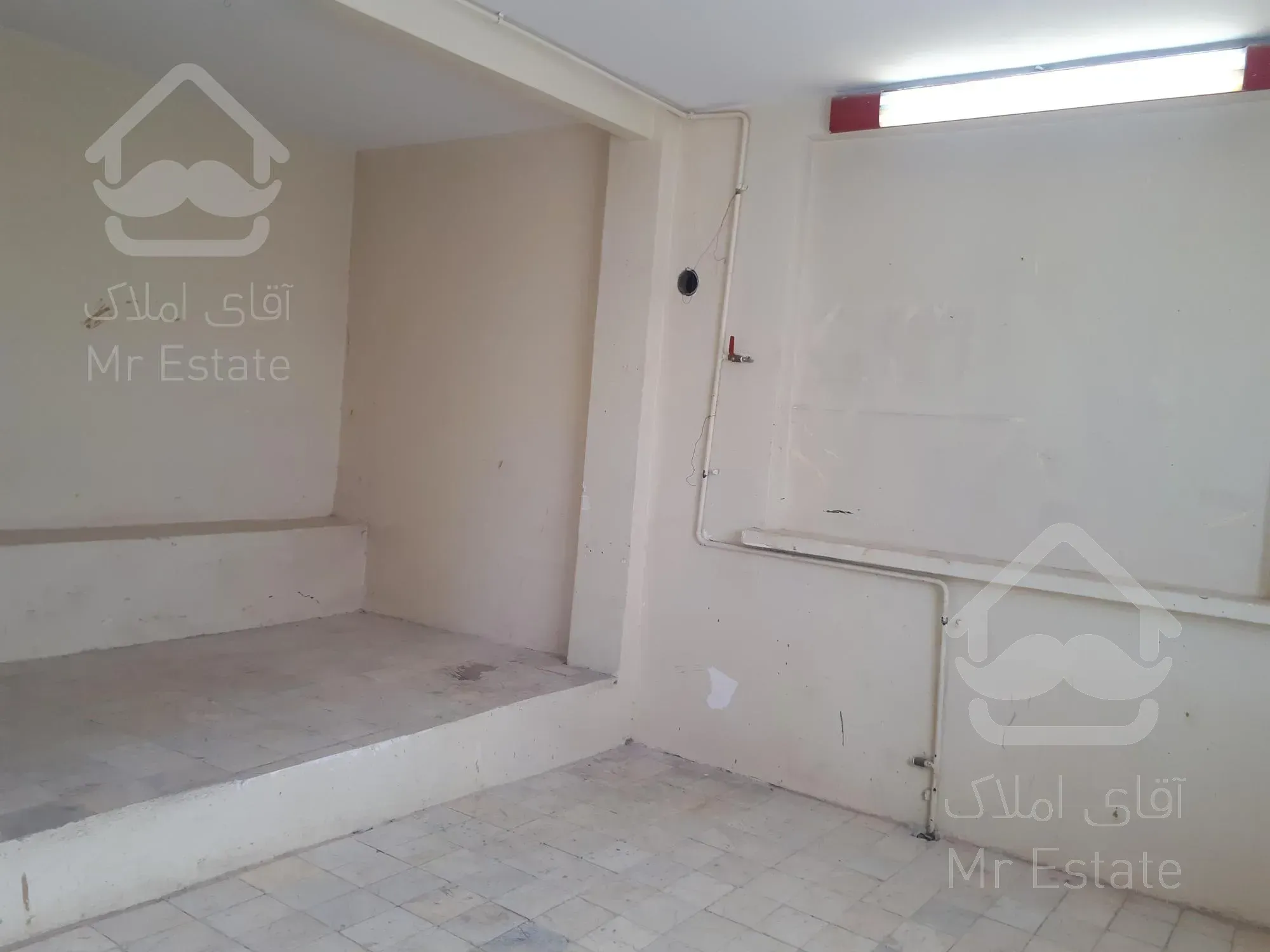 ویلا کلنگی دوخوابه