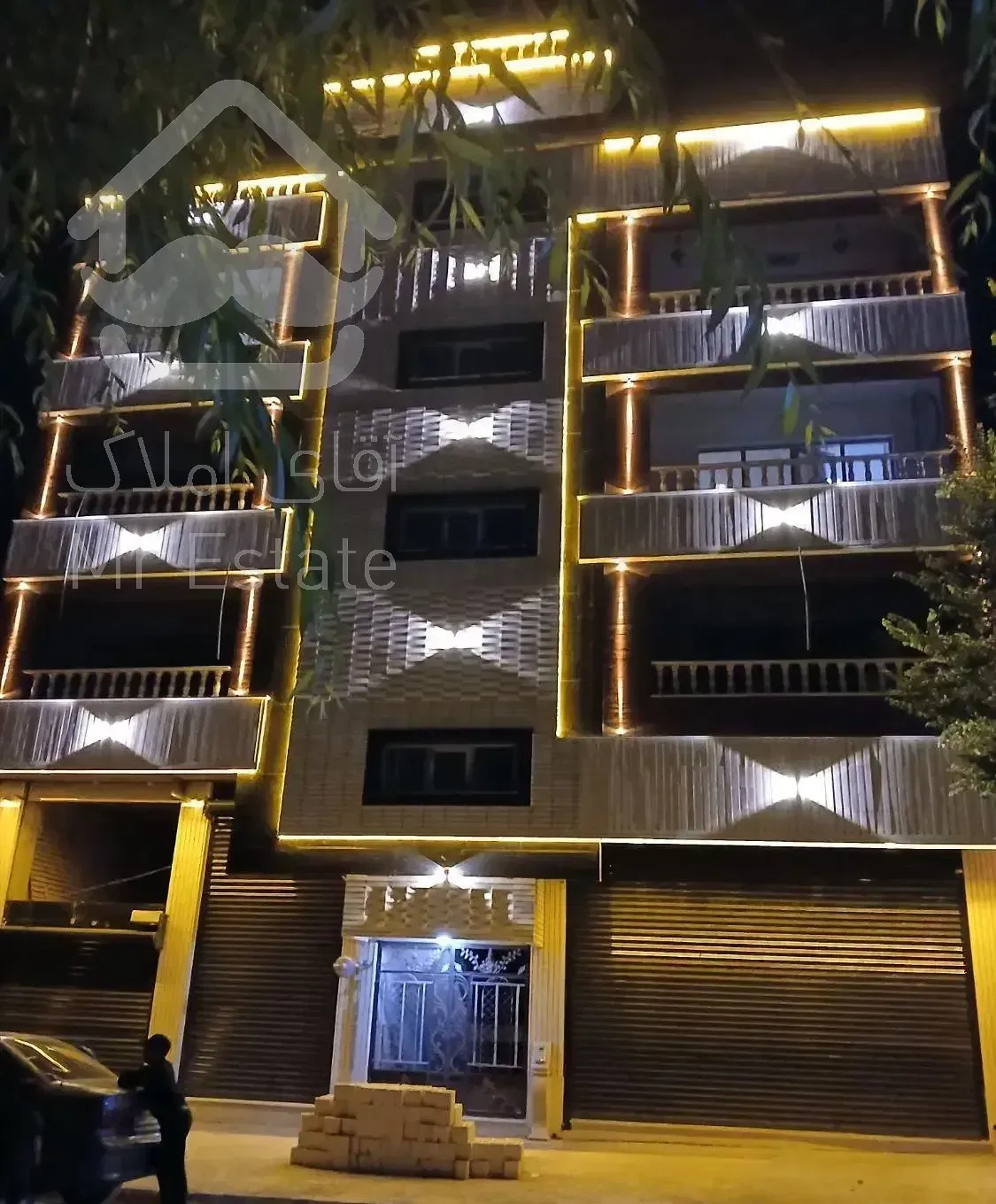 فروش ساختمان تجاری ومسکونی