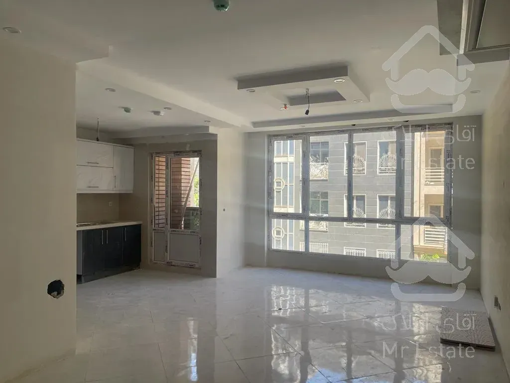 رونیکا پالاس نشاط/سالن پرده خور/طبقه آخر/سودآور