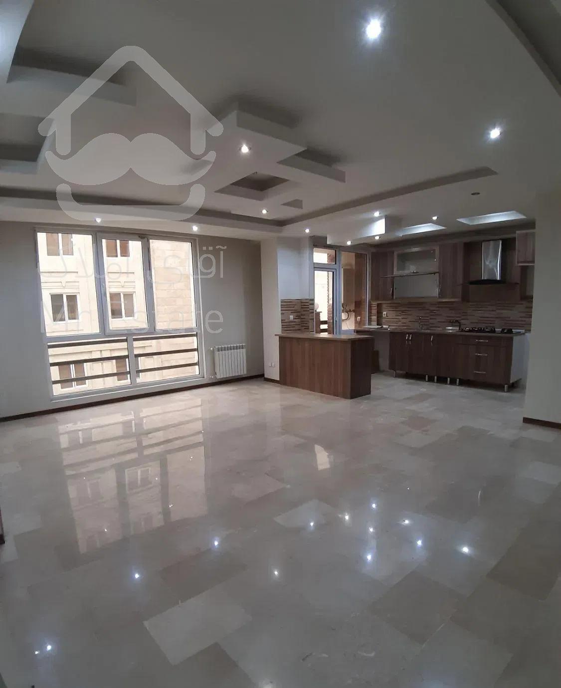 شهرزیبا /۱۲۰ متری/۵ساله/فول امکانات