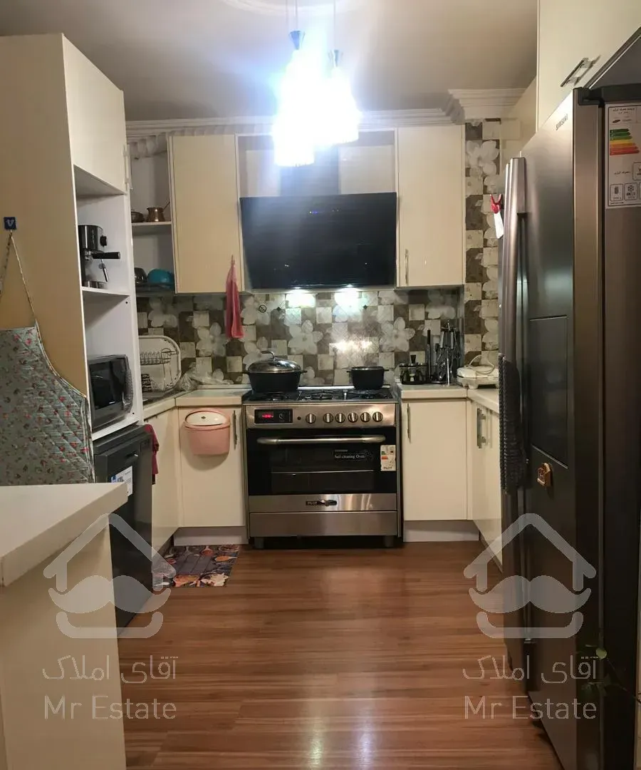 آپارتمان 82 متر دو خوابه