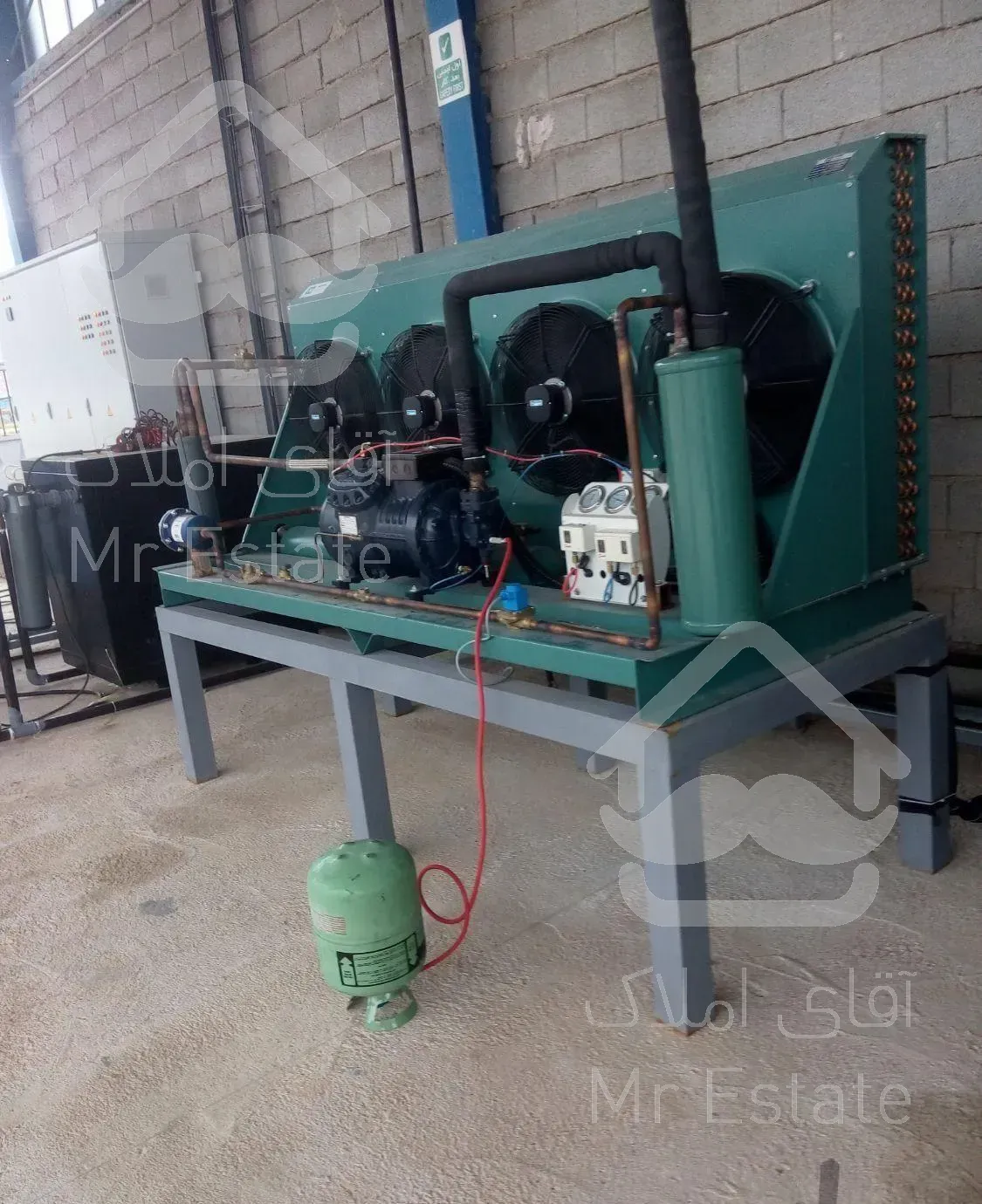 نصب تعمیر نگهداری سردخانه.استخر.موتورخانه.صنعتی