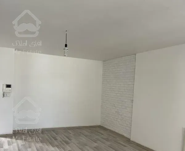 آپارتمان ۹۷ متری تک واحدی علامه جنوبی