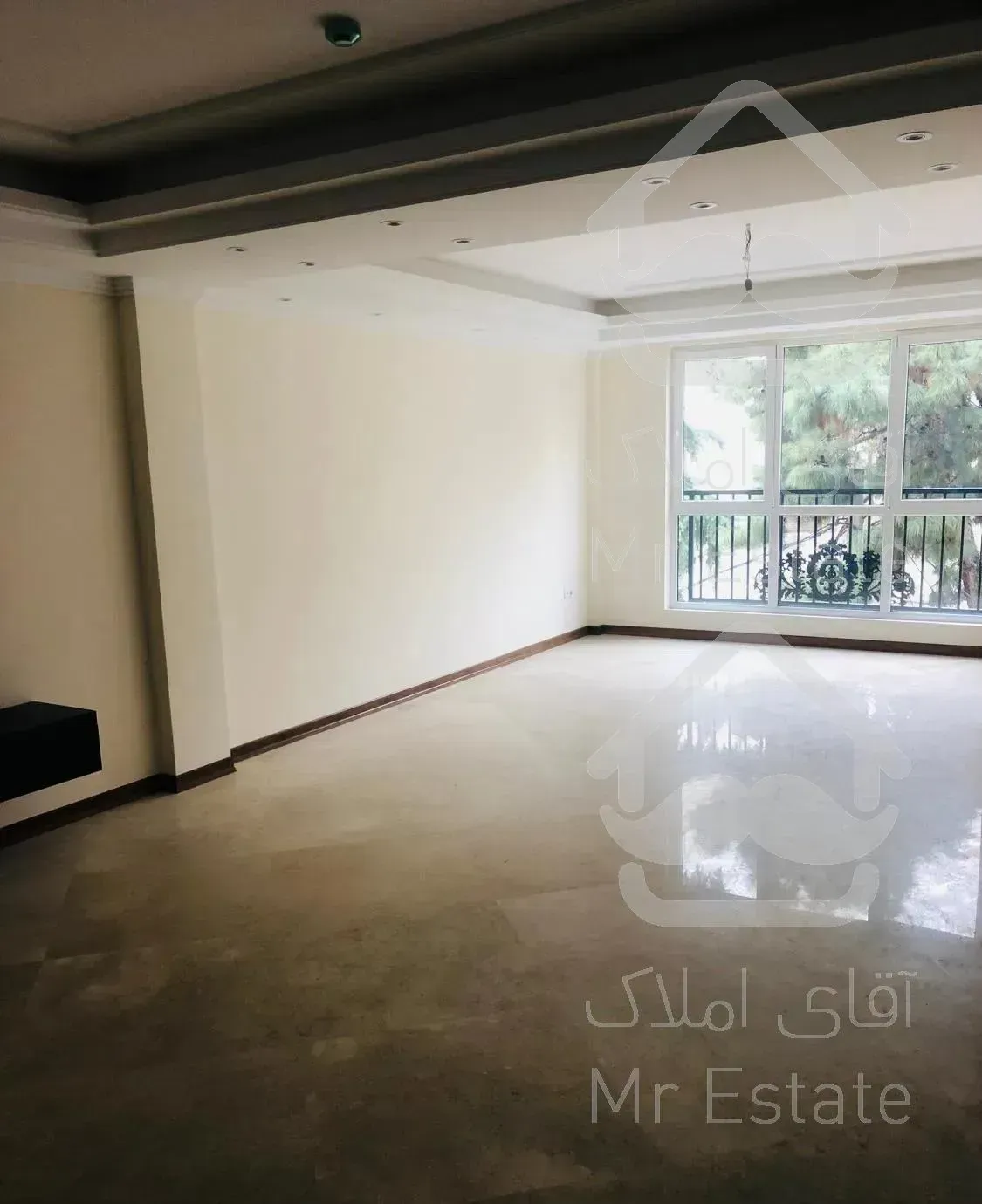 ونک ۱۶۰ متر نوساز