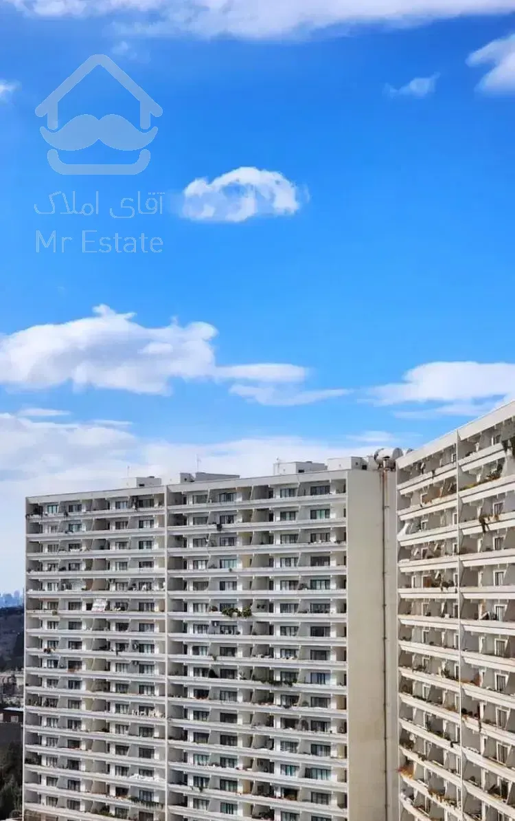 شهرک امید / ۲خواب۱۳۱متری/ فوق اکازیون