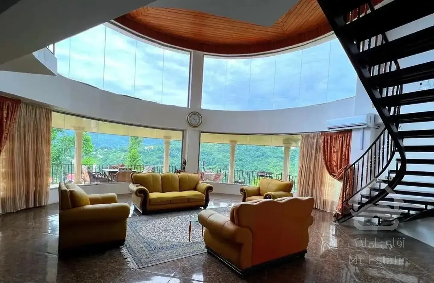 ویلا۸۰۰متری تریبلکس/دربست/ویو ۳۶۰درجه