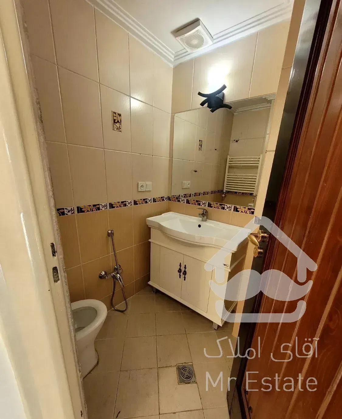 آپارتمان.نیاوران.مرجان۱۰۵متری