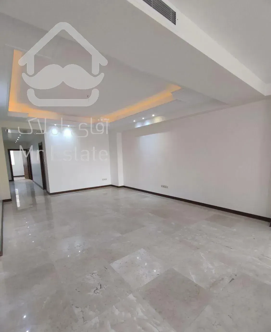 آپارتمان ۲۳۵ متر/ ۴ خواب/ نیاوران