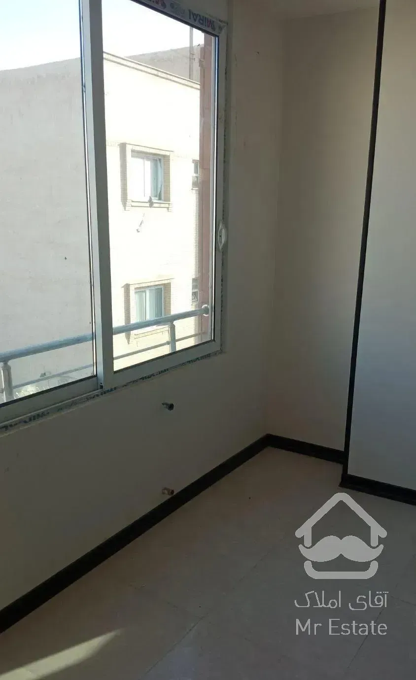 100 متری نوساز تک واحدی