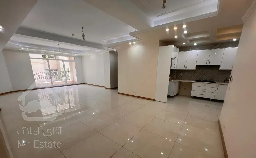 فروش آپارتمان ۳خواب کم سن زیرقیمت