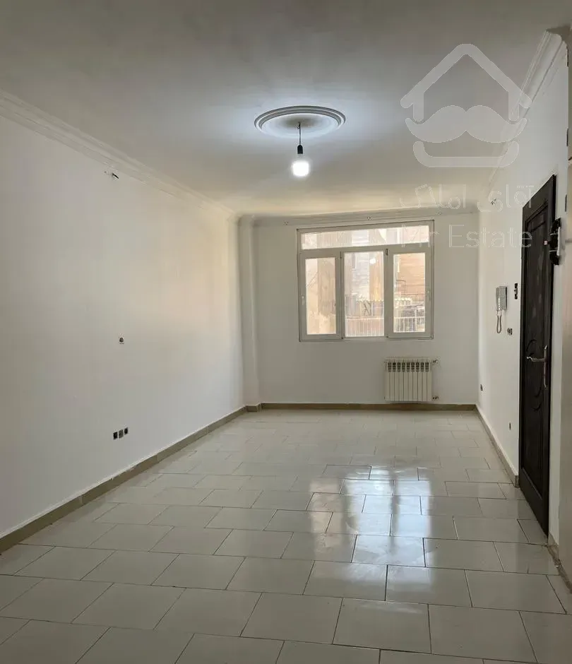 ۵۸ متری /تکواحدی / سالن پرده خور