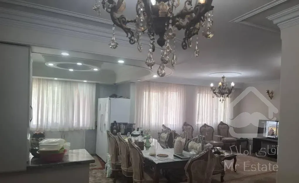 ۱۴۰ متری ۳ خوابه طبقه ۳ در شهرک والفجر (منطقه ۶)