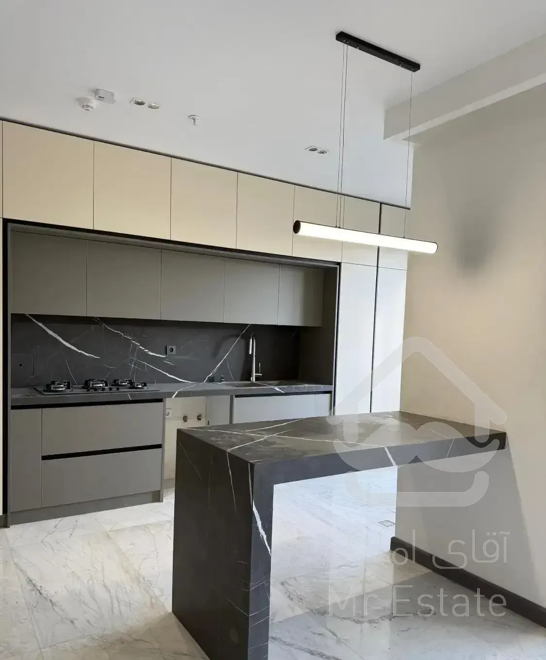 ۱۳۷ متر جهان آرا