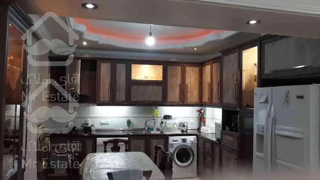 آپارتمان 211 متر / 3 خوابه / تـــــــک واحـــــــدی / فردوس شرق