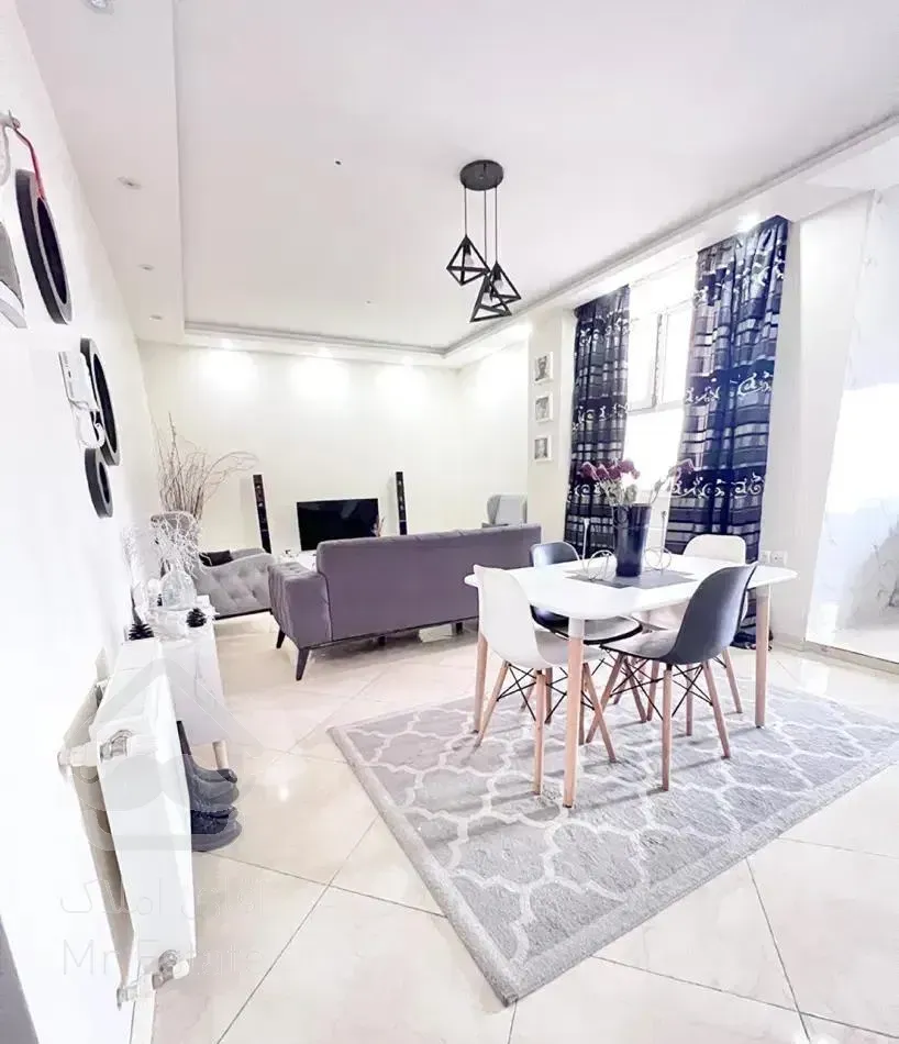 ۷۰ متر/۱ خواب/۶ ساله/فول امکانات/غرق نور