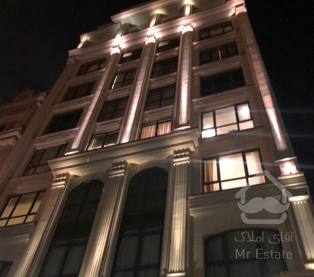 ۱۳۵ متری/کلید نخورده/۲ پارکینگ سندی/ویو دار