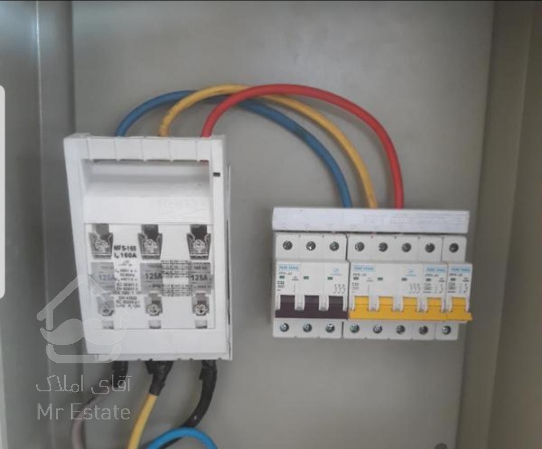 امورات برق ساختمان از نصب دوربین تا کلیه ی اموربرق کشی ساختمان
