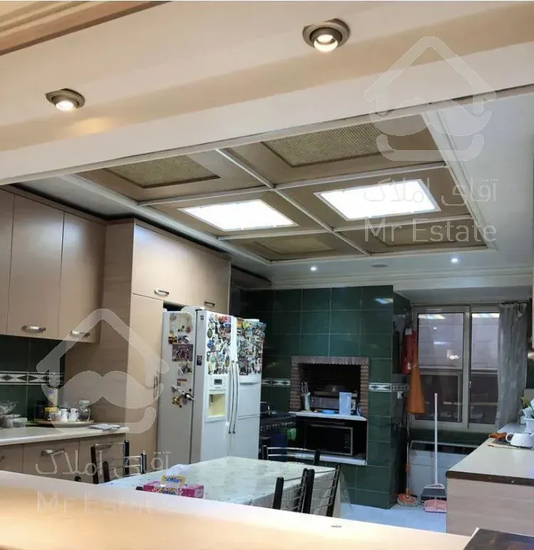 ۱۰۰ متر + ۲ پارکینگ + یک قدمی بوستان گفتگو + گیشا