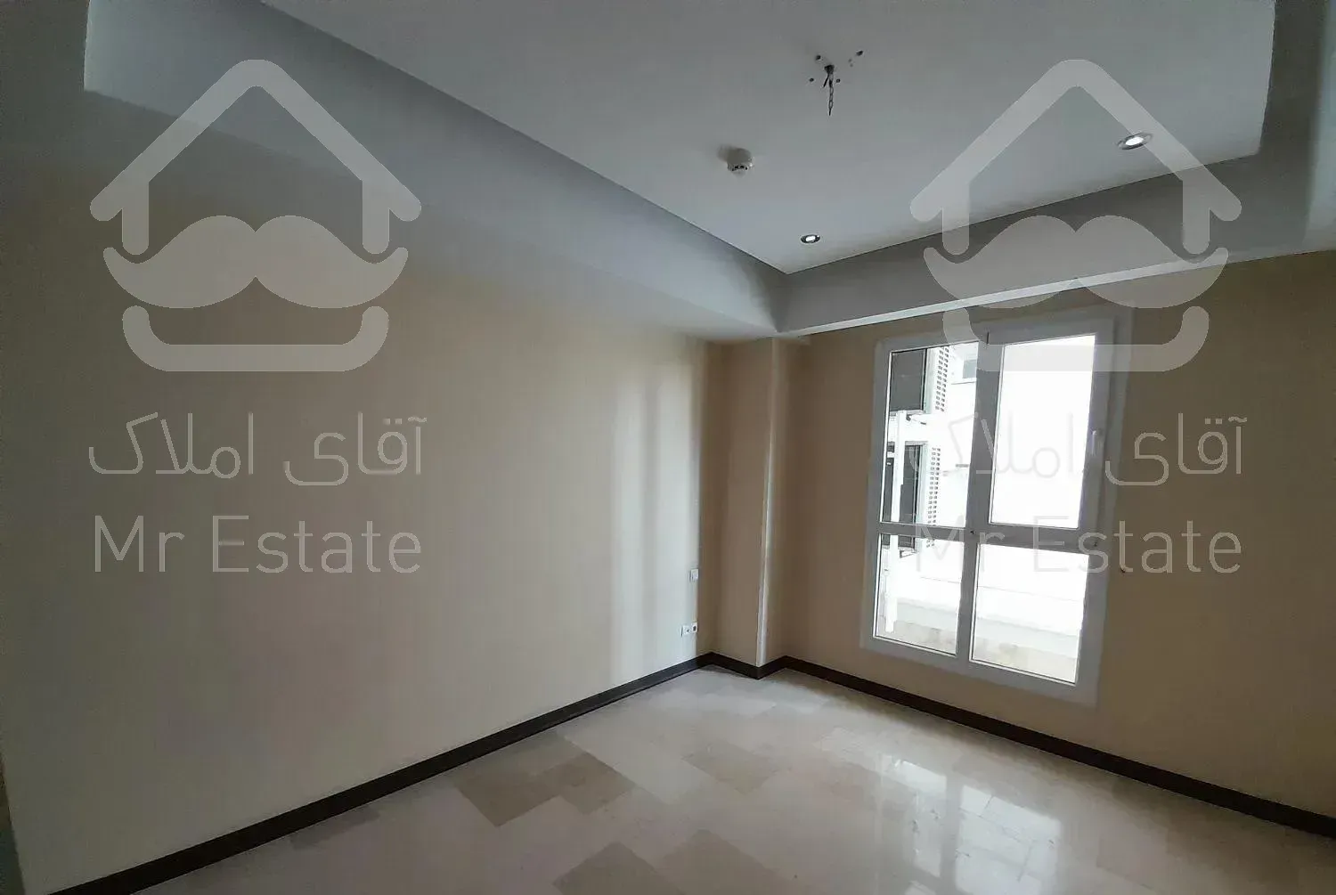 تاپ لوکیشن هروی/۱۶۰متر/فستیوال‌نور