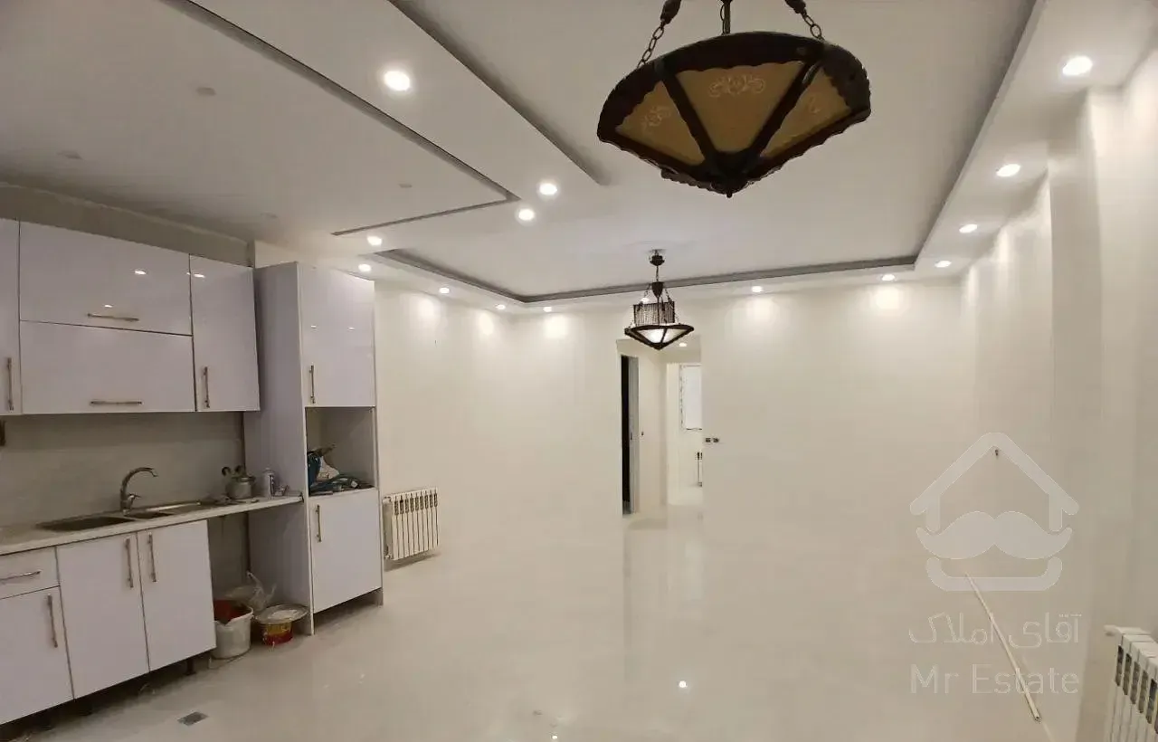 ۶۰متر ۲خوابه با پارکینگ انباری / پونک انتهای اشرفی