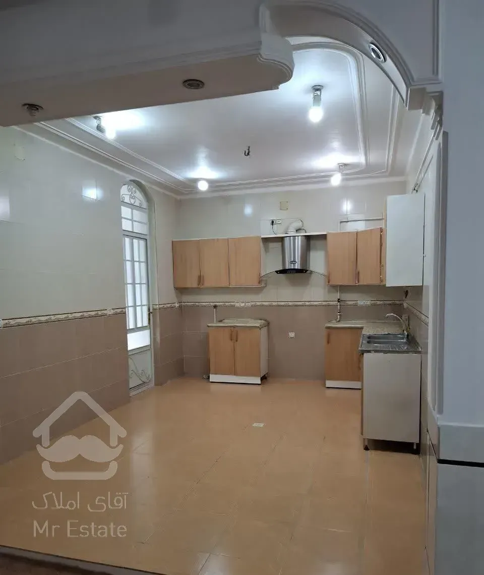 کوی حافظ لمس 130 متری