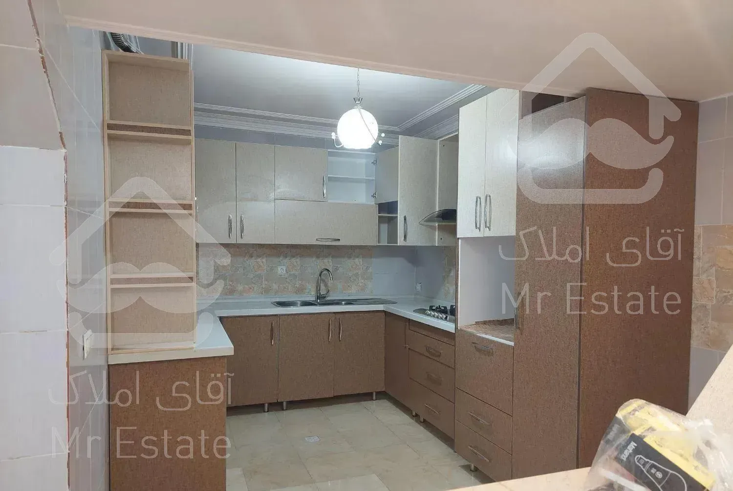 اجاره اپارتمان ۱۰۸ متری پشت هتل پارس