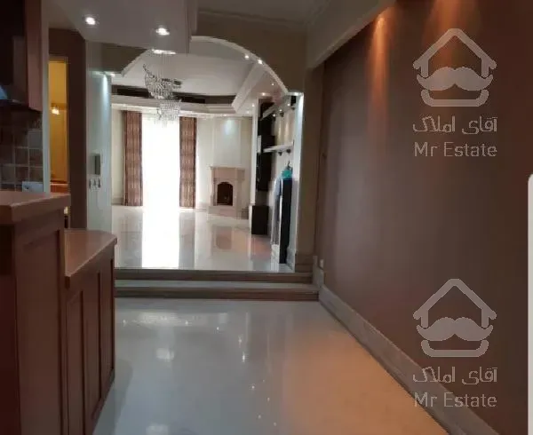 آپارتمان ۱۸۰ متر سه خوابه