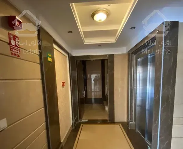 200 متر کامرانیه دو نبش با پنجره قدی