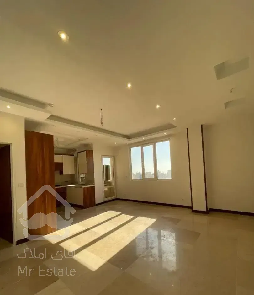 ۹۵متر/خطی رو به آفتاب/بدون مشرف