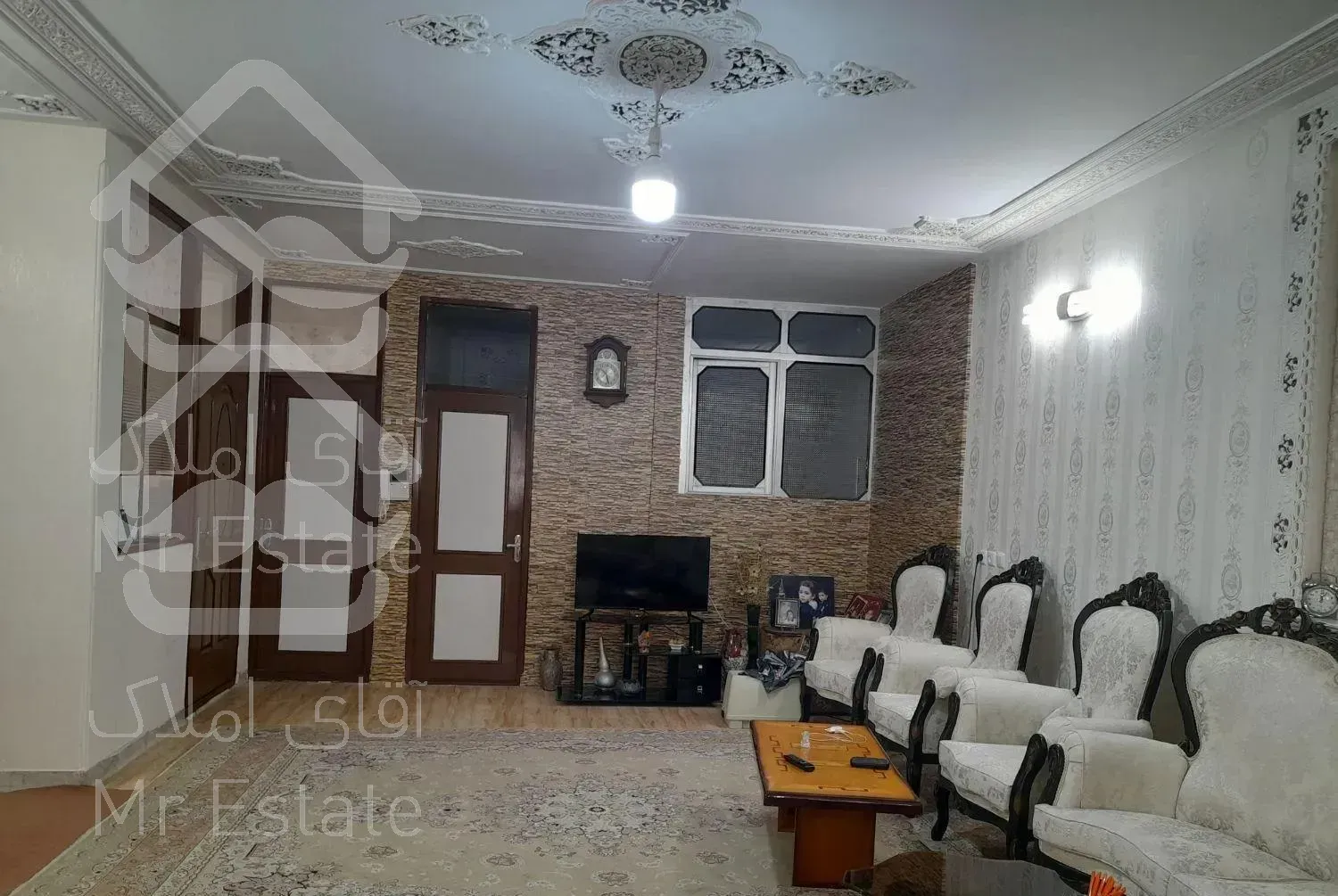 خانه ویلایی دو نبش سه طبقه ۱۸۲