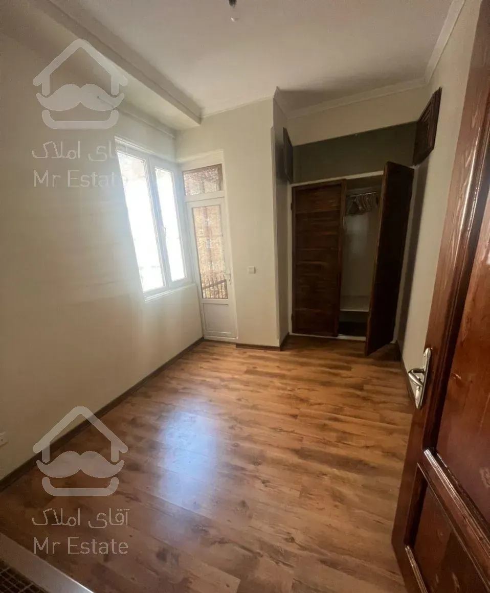 فروش آپارتمان ۱۱۷ متری سه خوابه  شیک