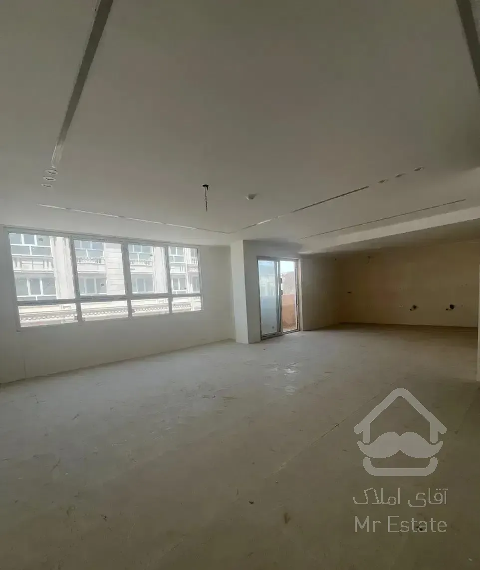 ۱۲۲متر/سه خواب/گلشهر جنوبی/دلباز