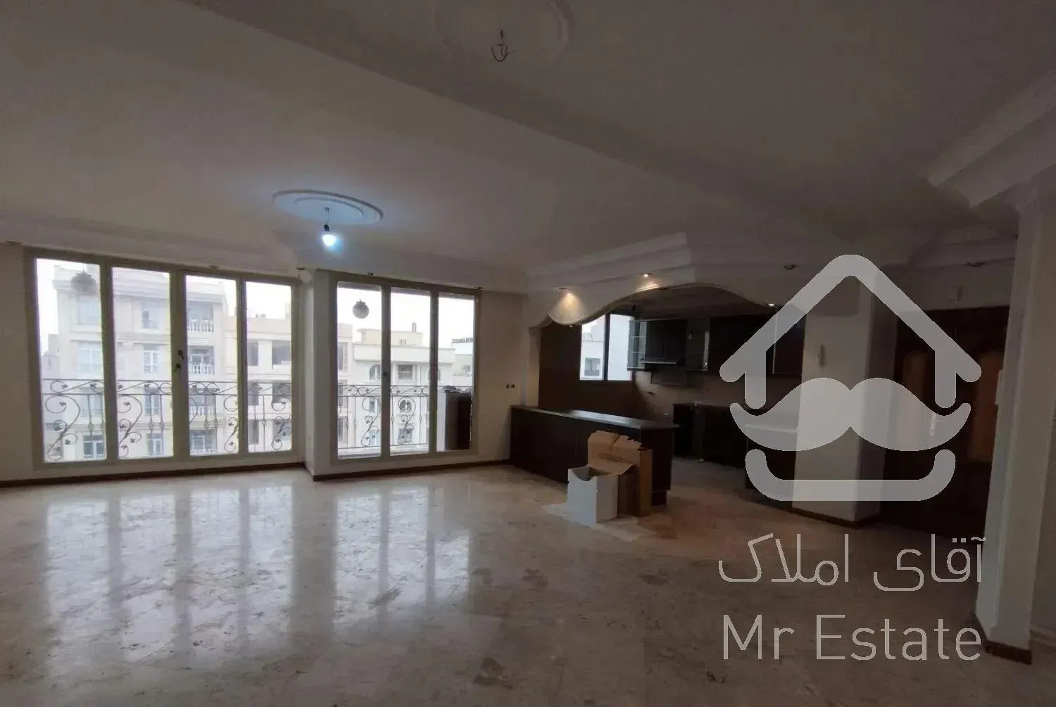 آپارتمان ریحانی قلیچ‌خانی / ۳ خواب / فول امکانات