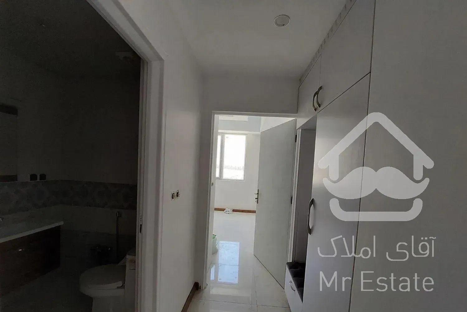 کلیدنخورده ۱۶۰متر ۳خواب بدون مشرف