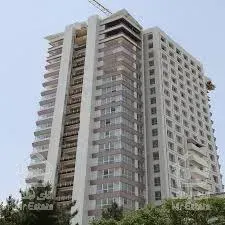 پلازا با امکانات مدرن در غرب دریاچه چیتگر با وام بلند مدت