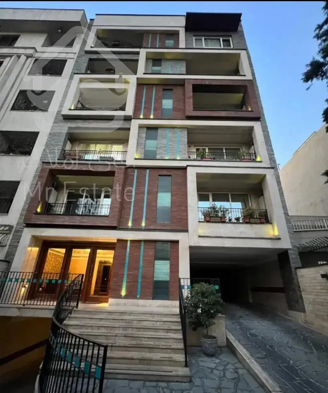 121متر3خ/کم واحد/10ساله ترارورتن/فردوس شرق